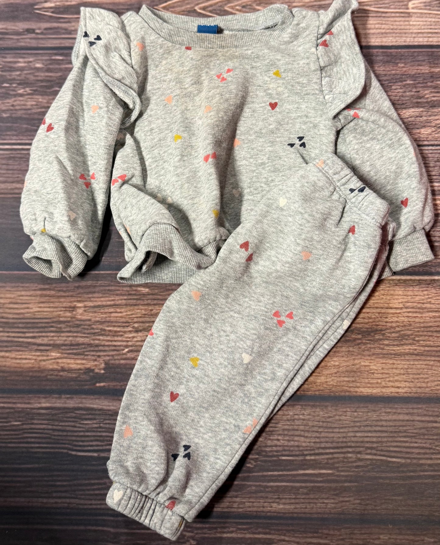 Old Navy 6-12m..super small staining by neck