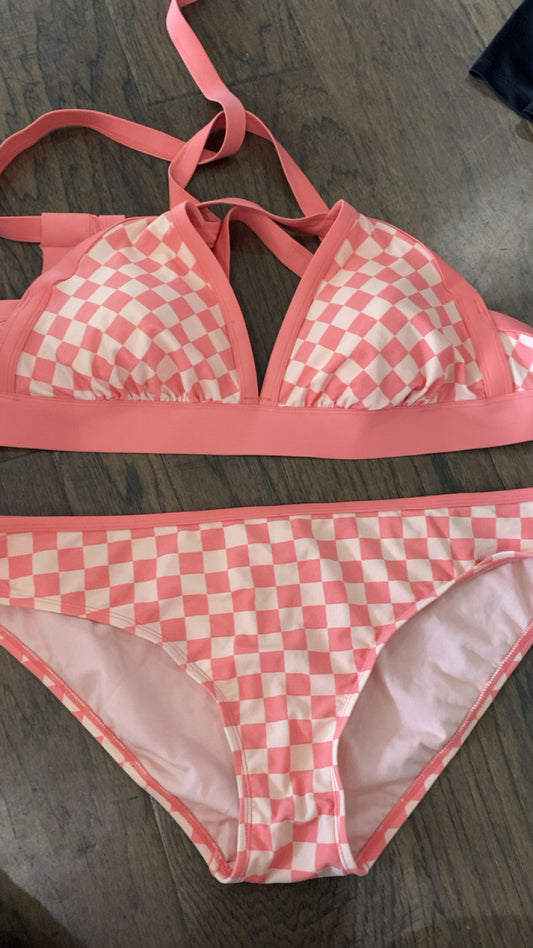 Kona Sol 2X top.. XL bottom