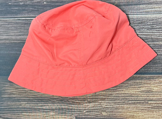 Bucket hat..has a stain