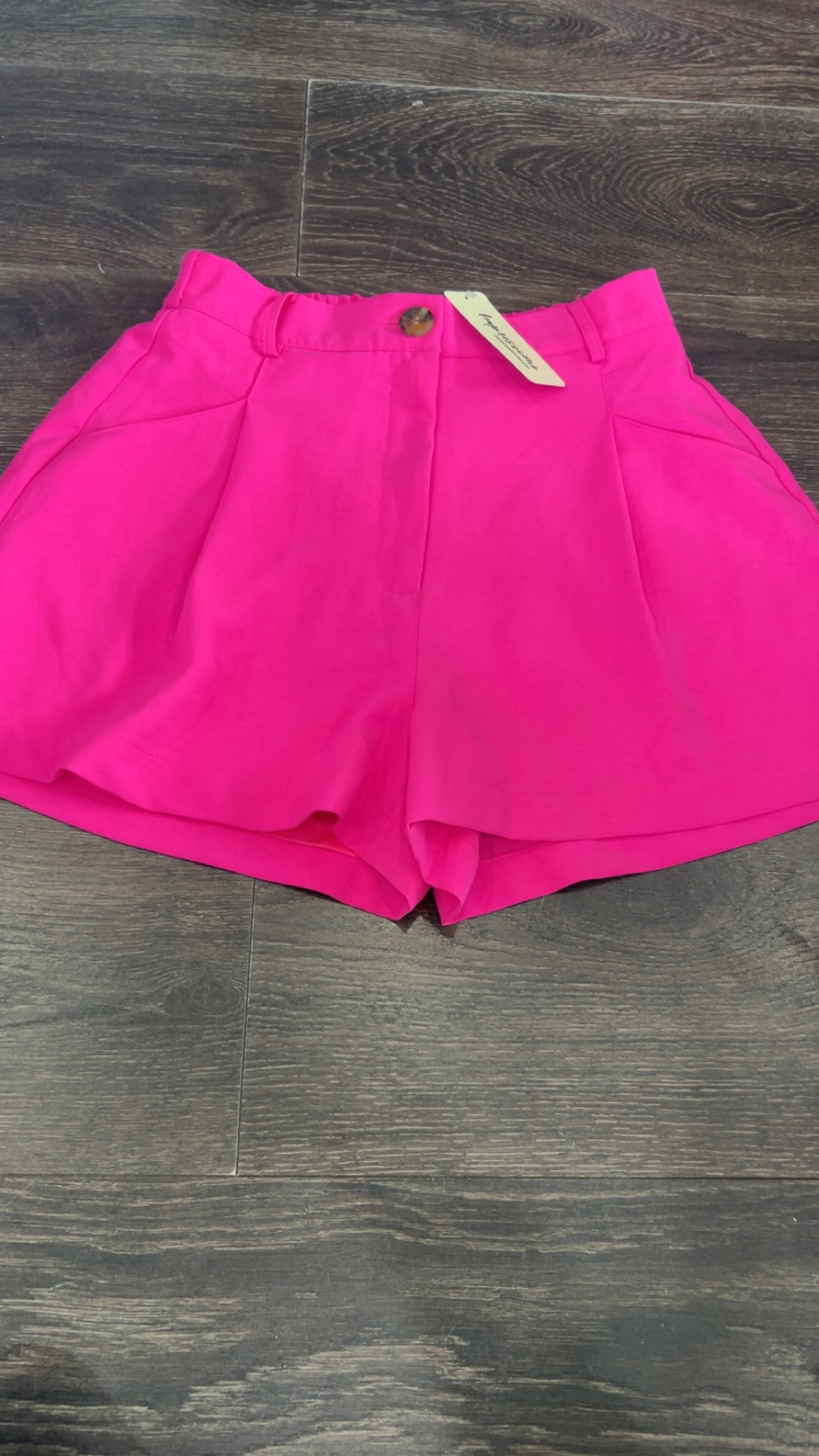 NWT Impressions medium