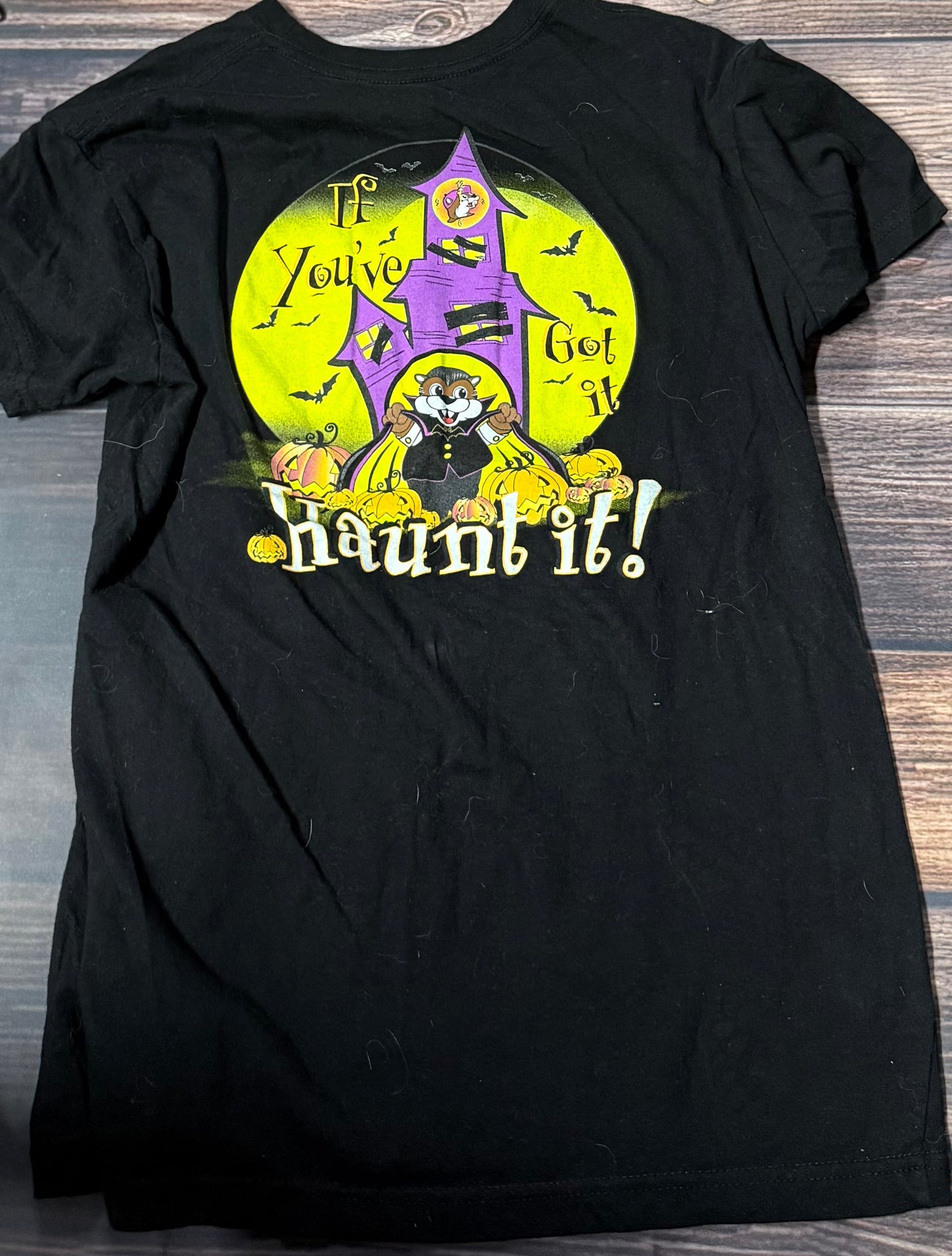 Buc-ee’s youth large..back in second pic