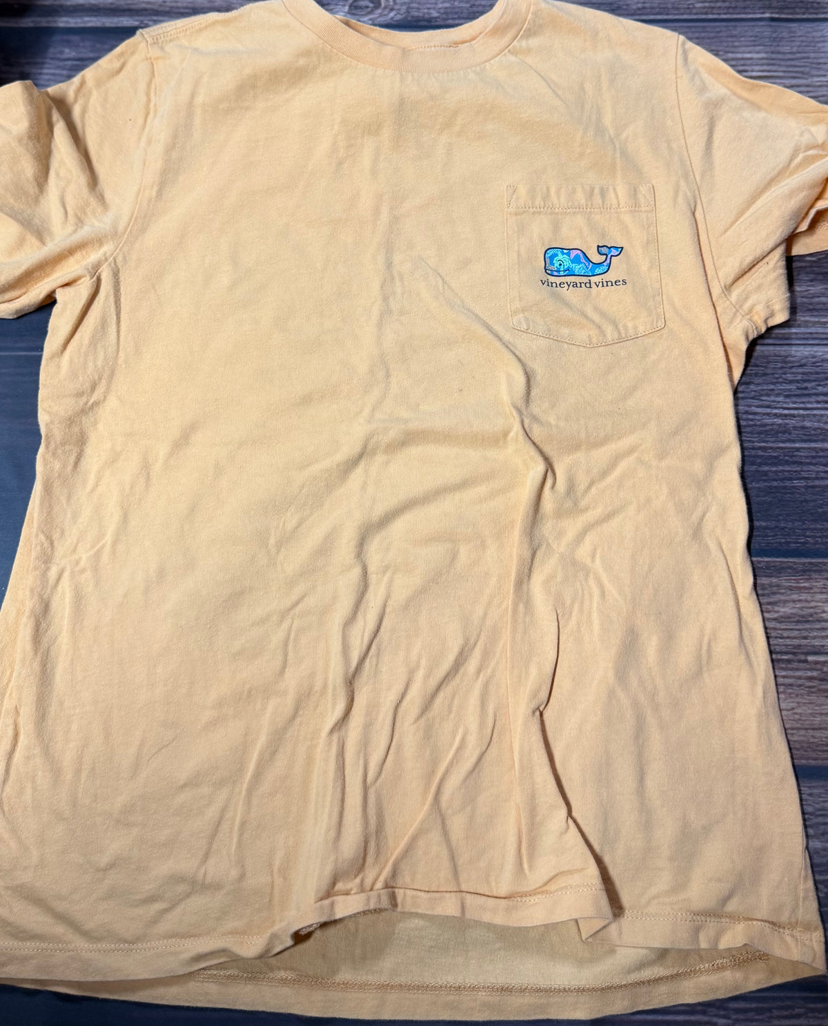 Vineyard Vines 16..back in next pic..has spots on front