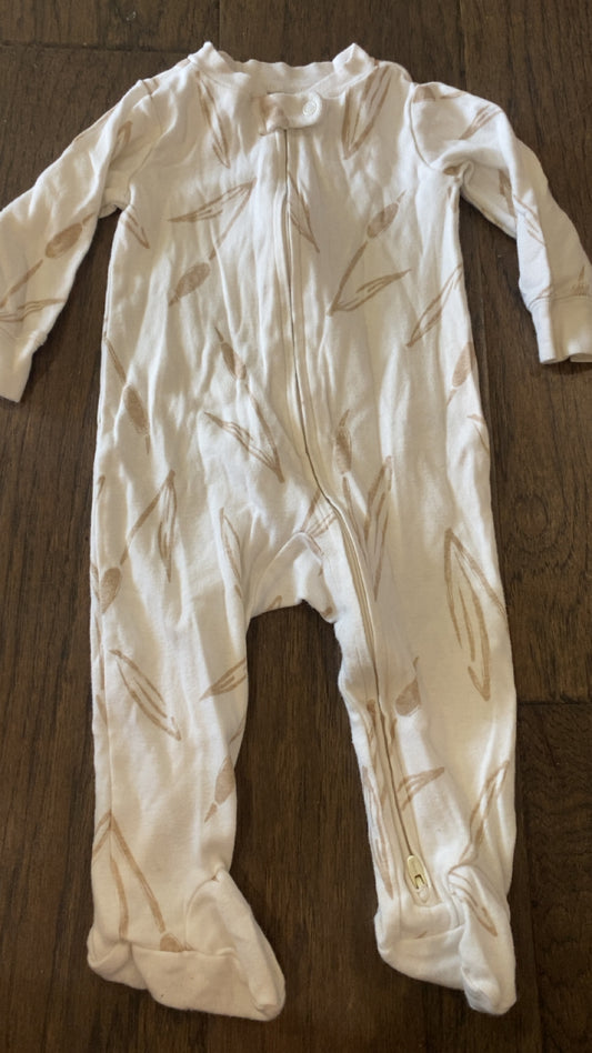 Carters 9m