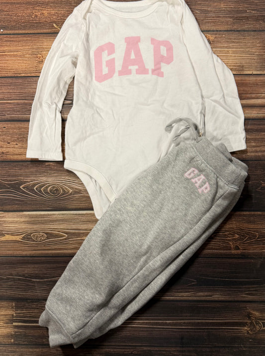 Gap 18-24m