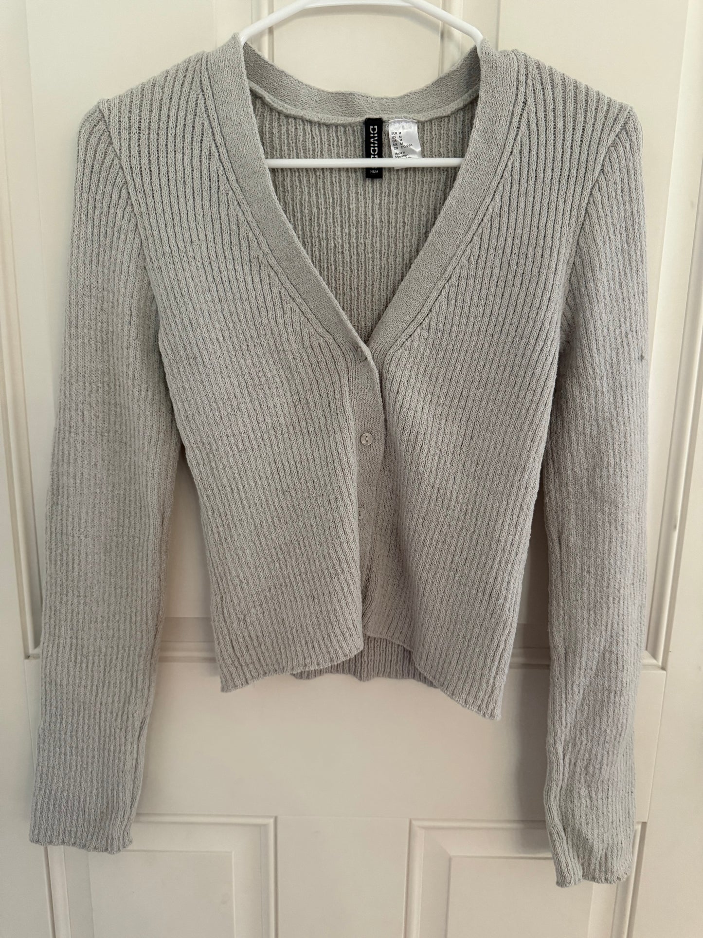 H&M medium..small snag on arm