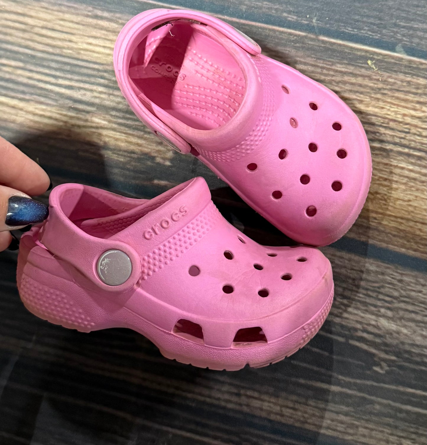 Crocs 6
