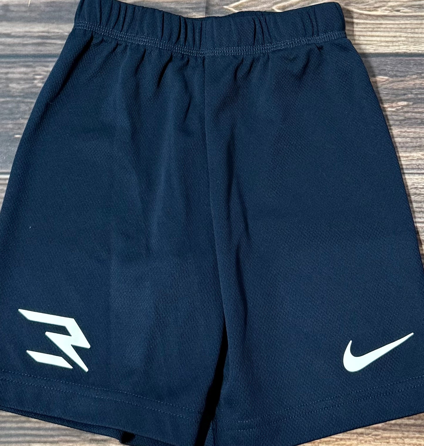 Nike 6
