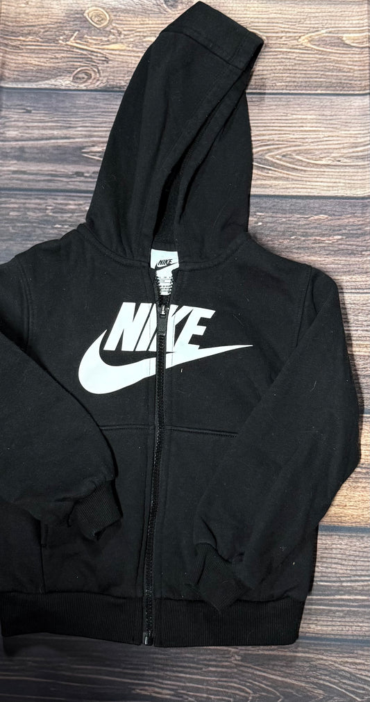 Nike 4