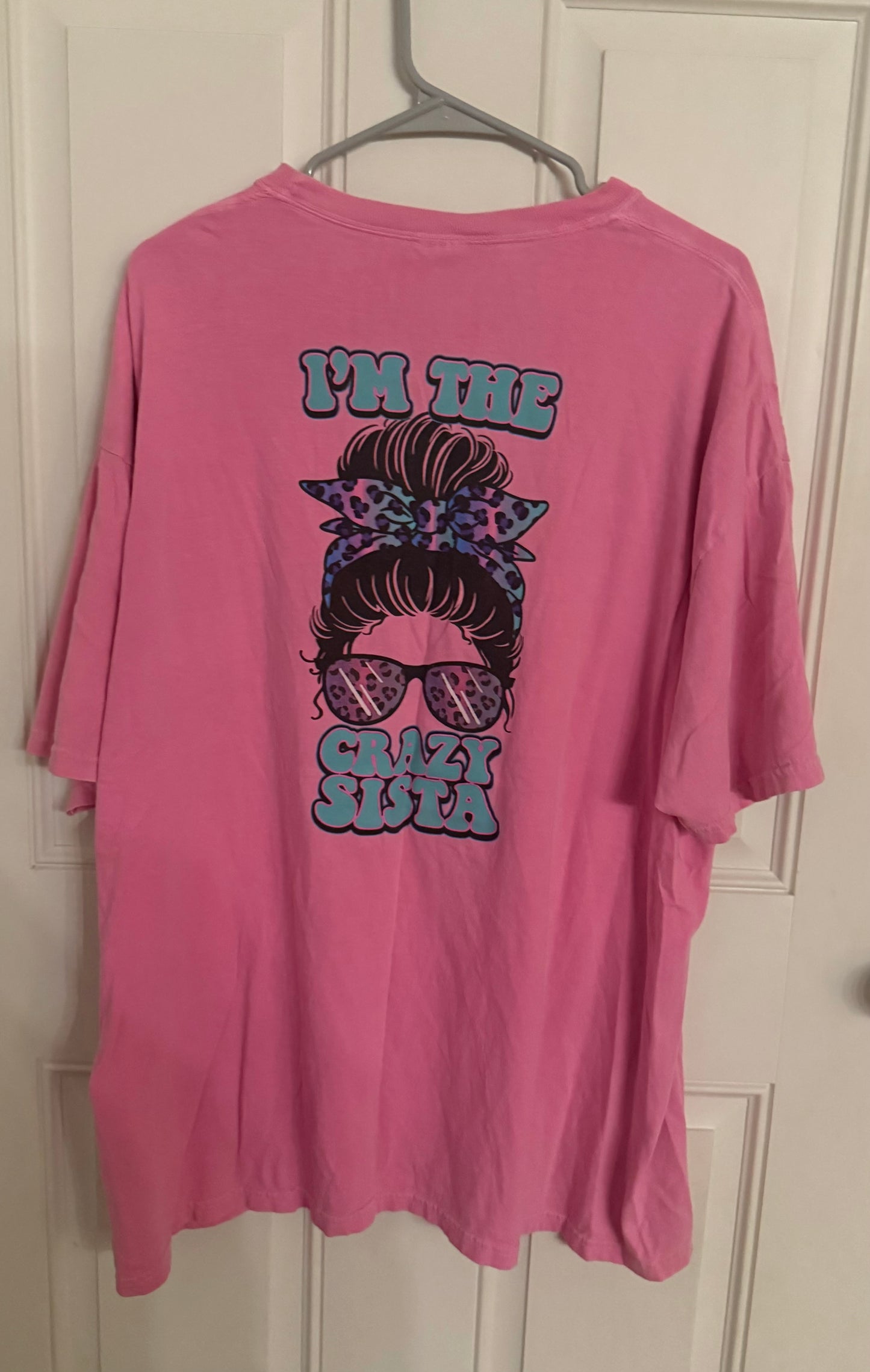Comfort Colors 2x..back in second pic..small spot on front