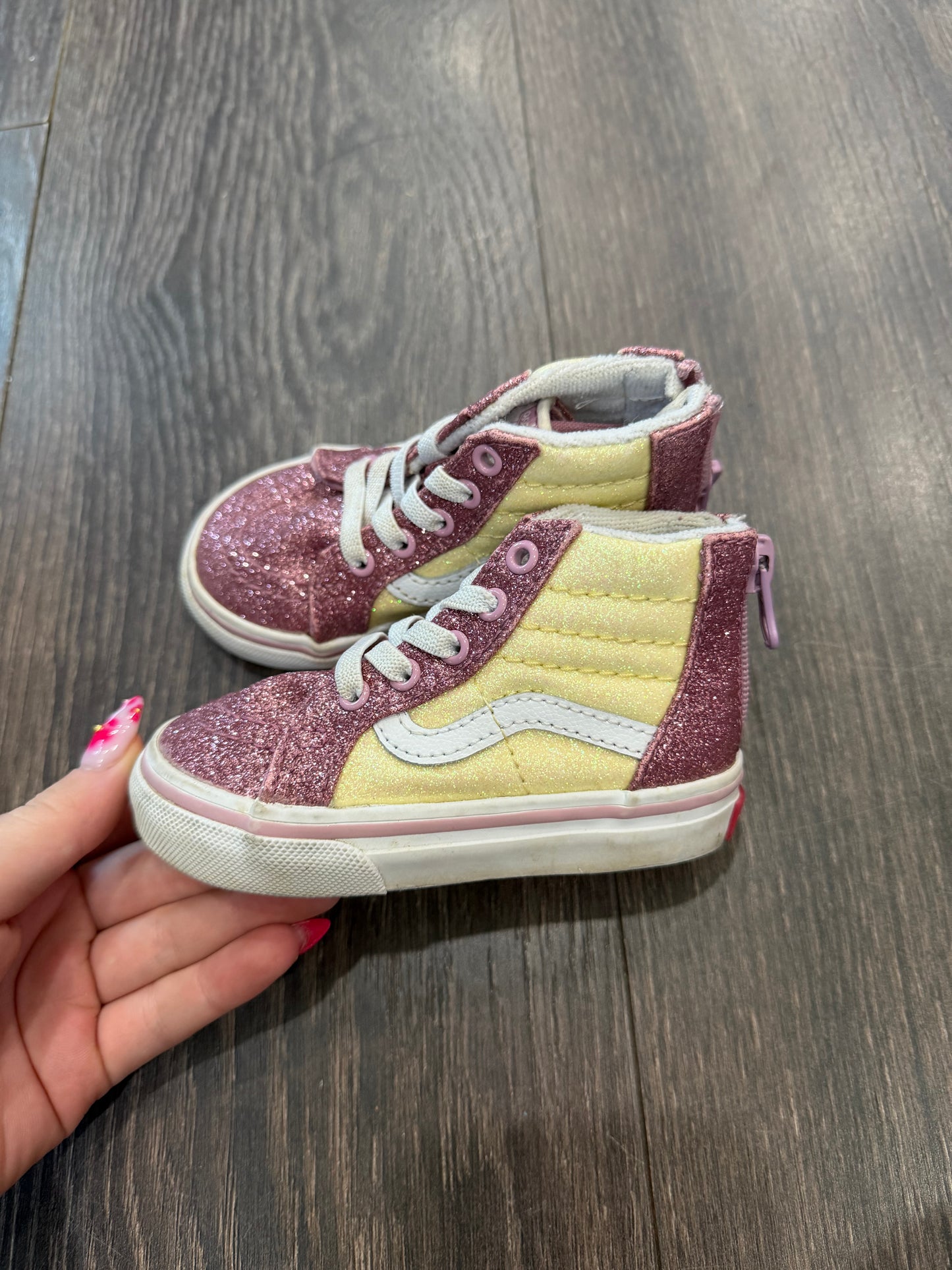 Vans size 5