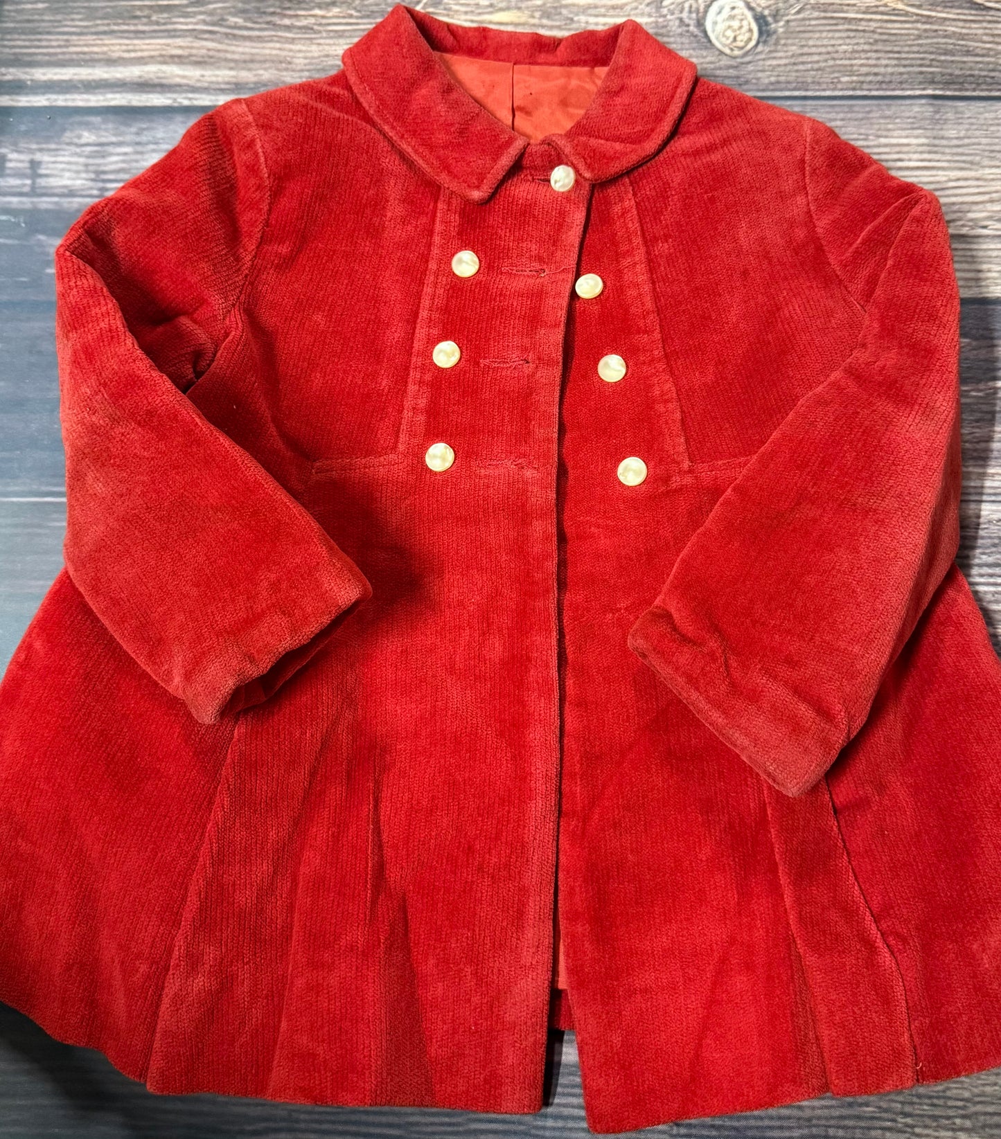 Kute Kiddies 3T..some staining on sleeves
