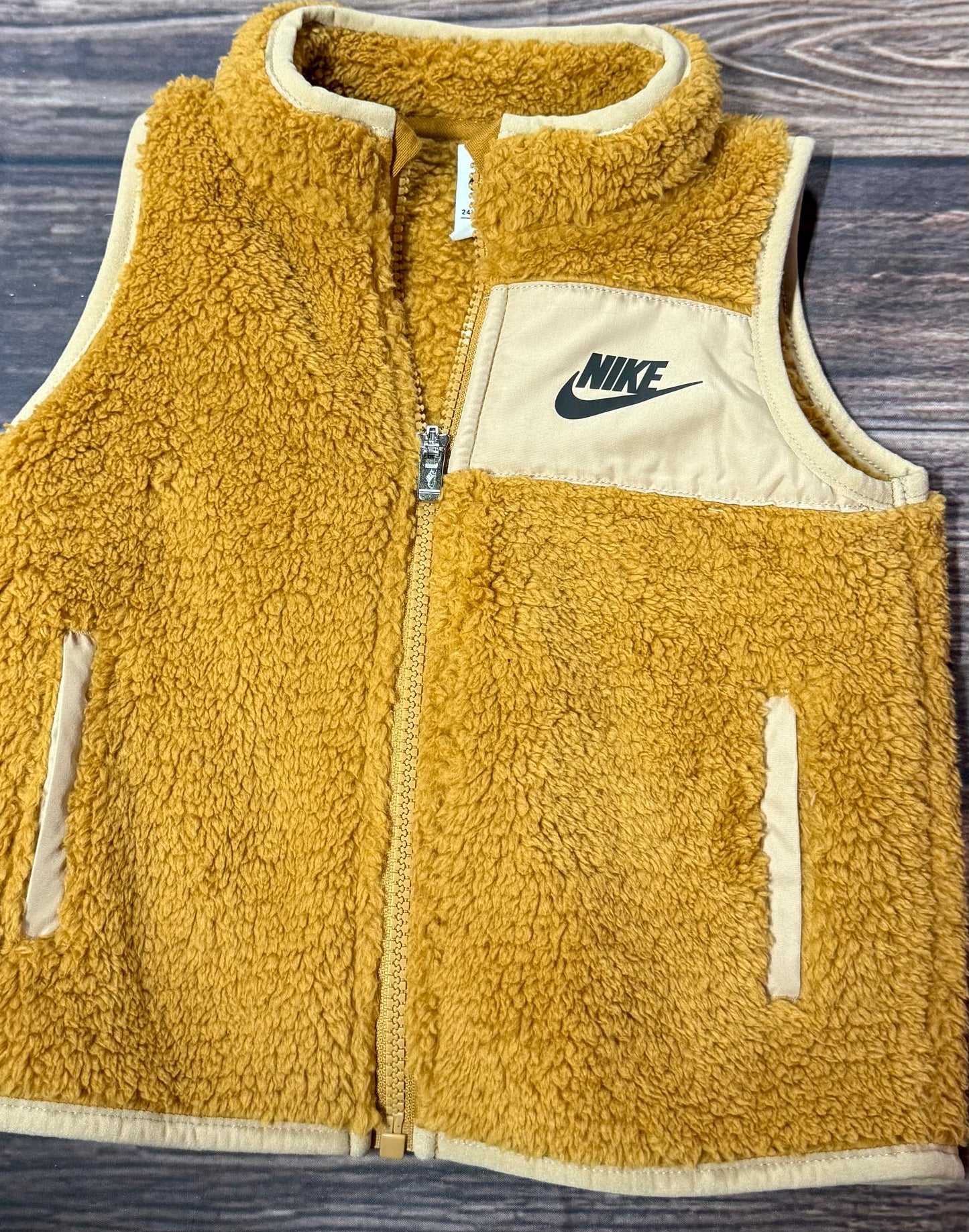 Nike 24m