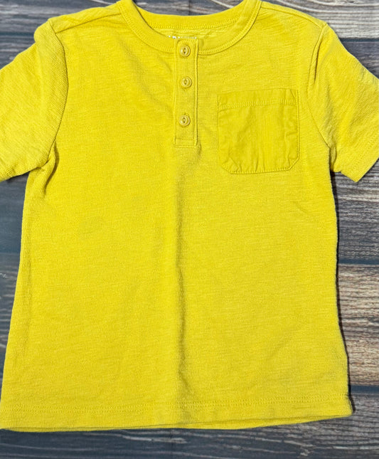 Old Navy 4T..has a small water spot