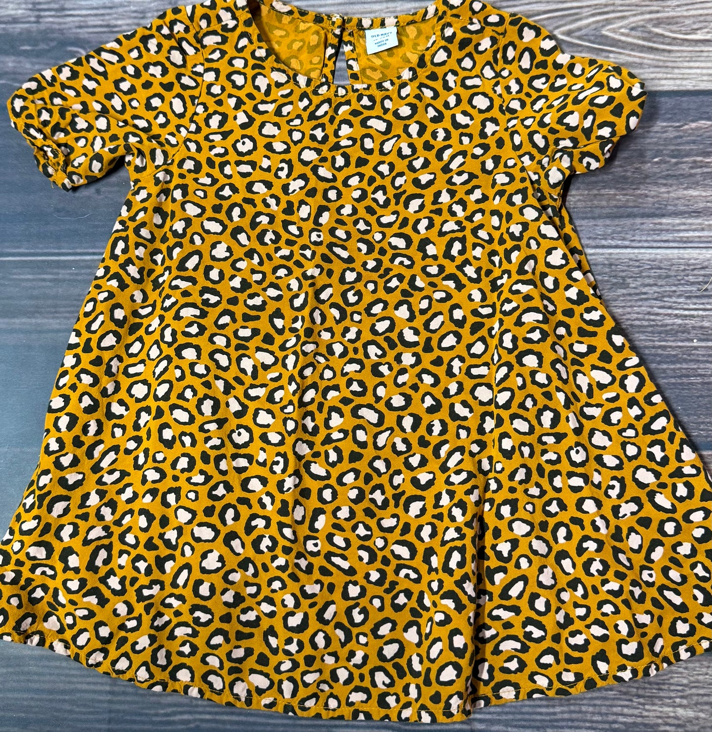 Old Navy 18-24m
