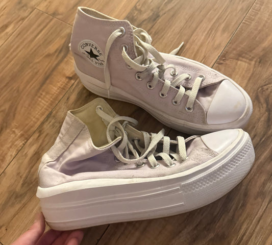 Converse 9