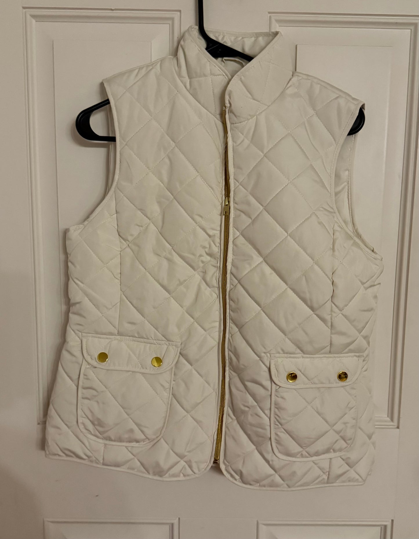 St. John’s Bay medium