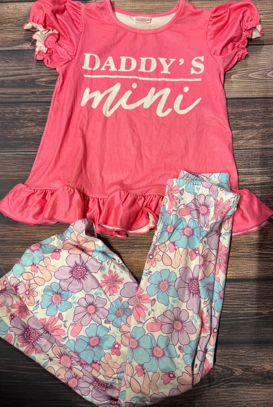 5-6Y..staining on shirt