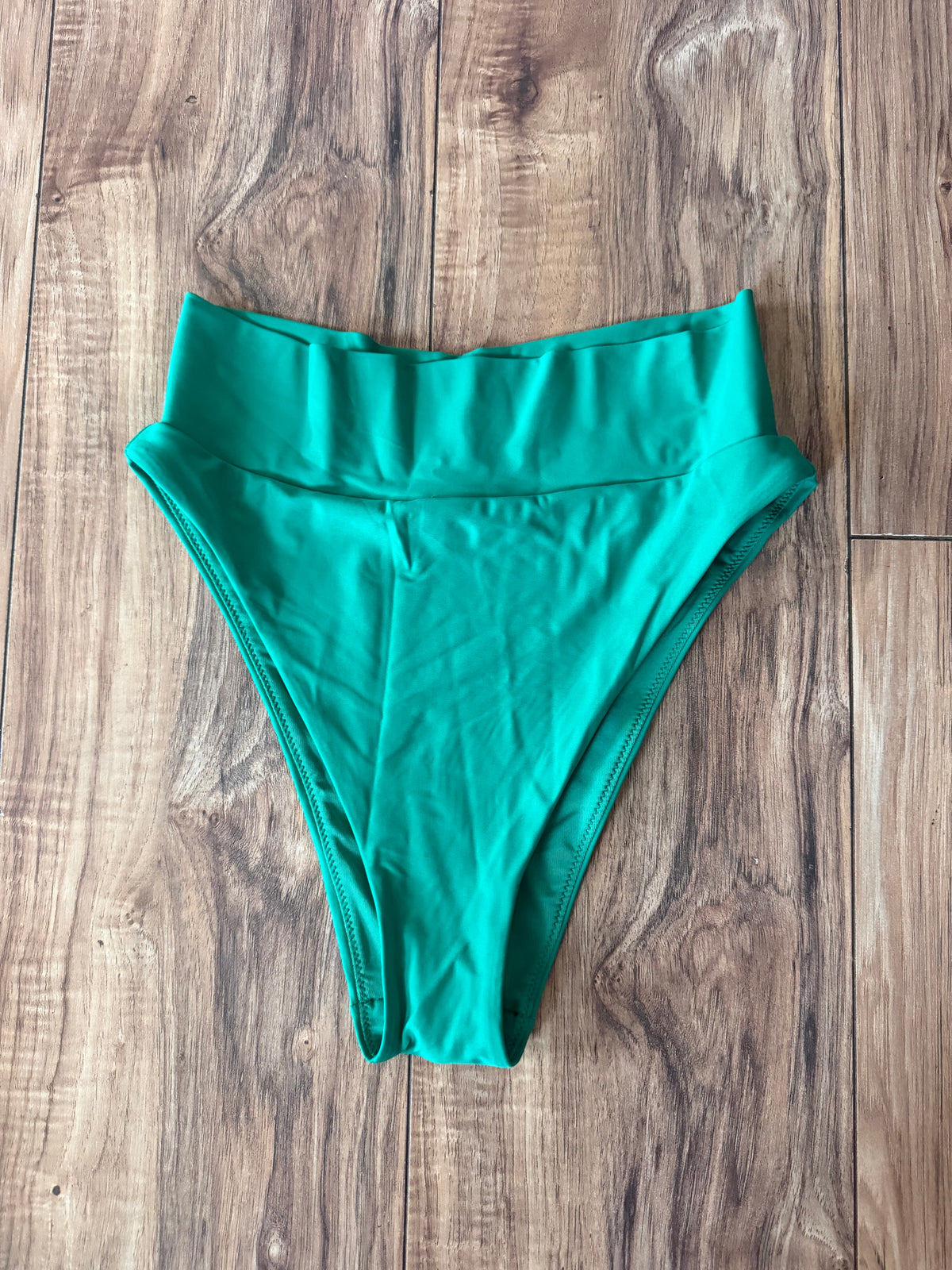 Aerie small