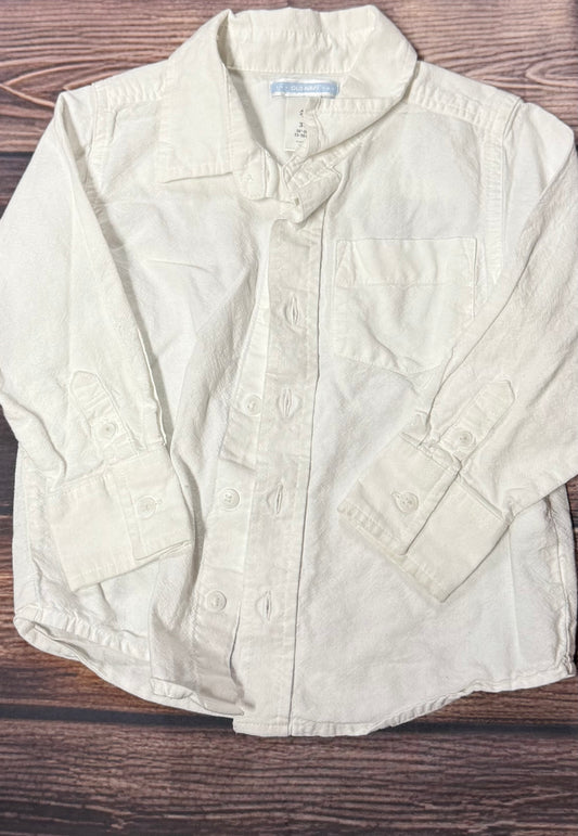 Old Navy 3T..has slight staining