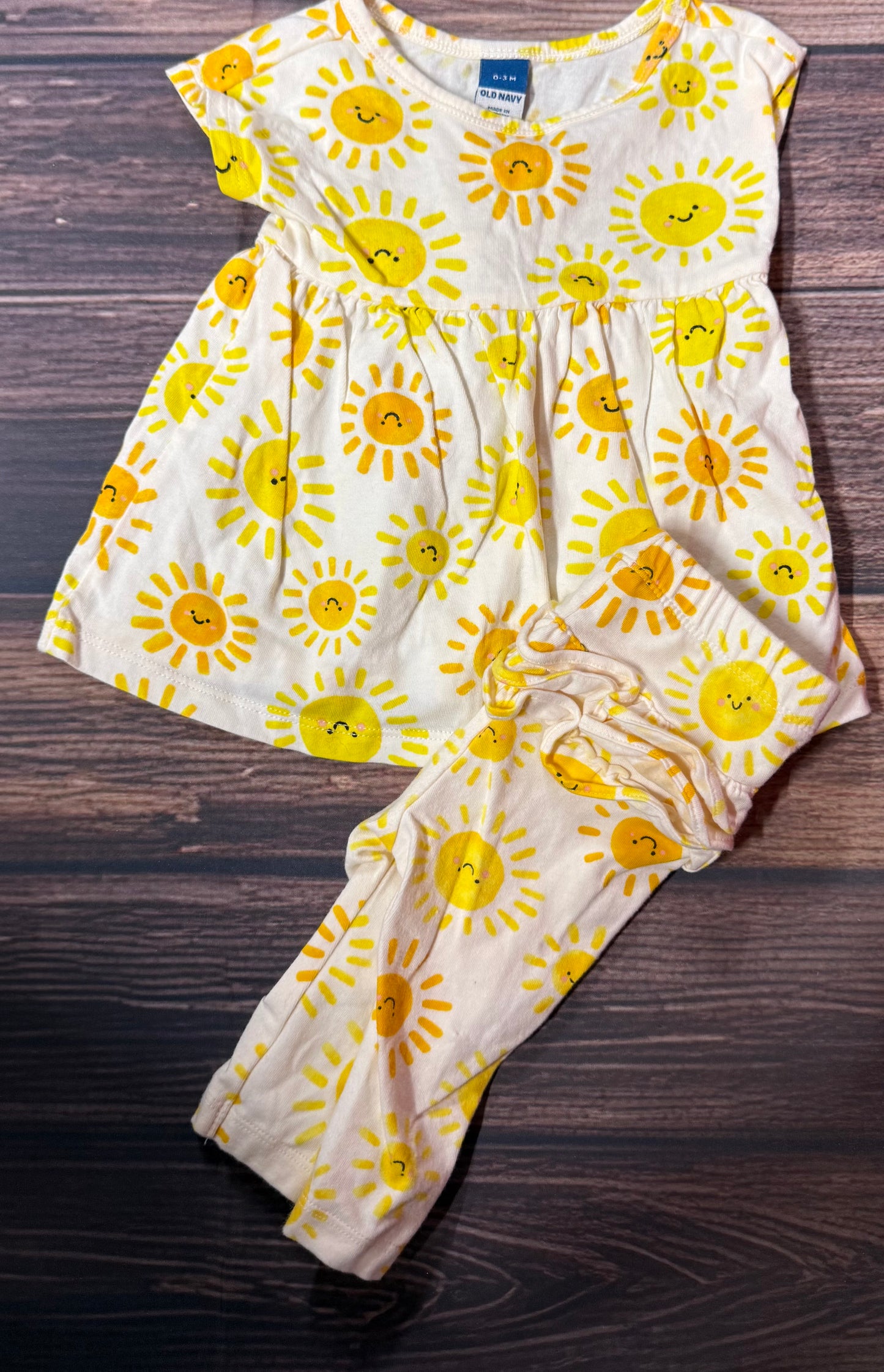 Old Navy 0-3m