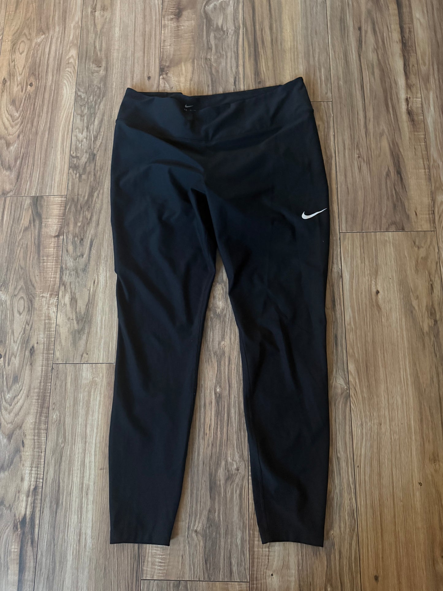 Nike XL