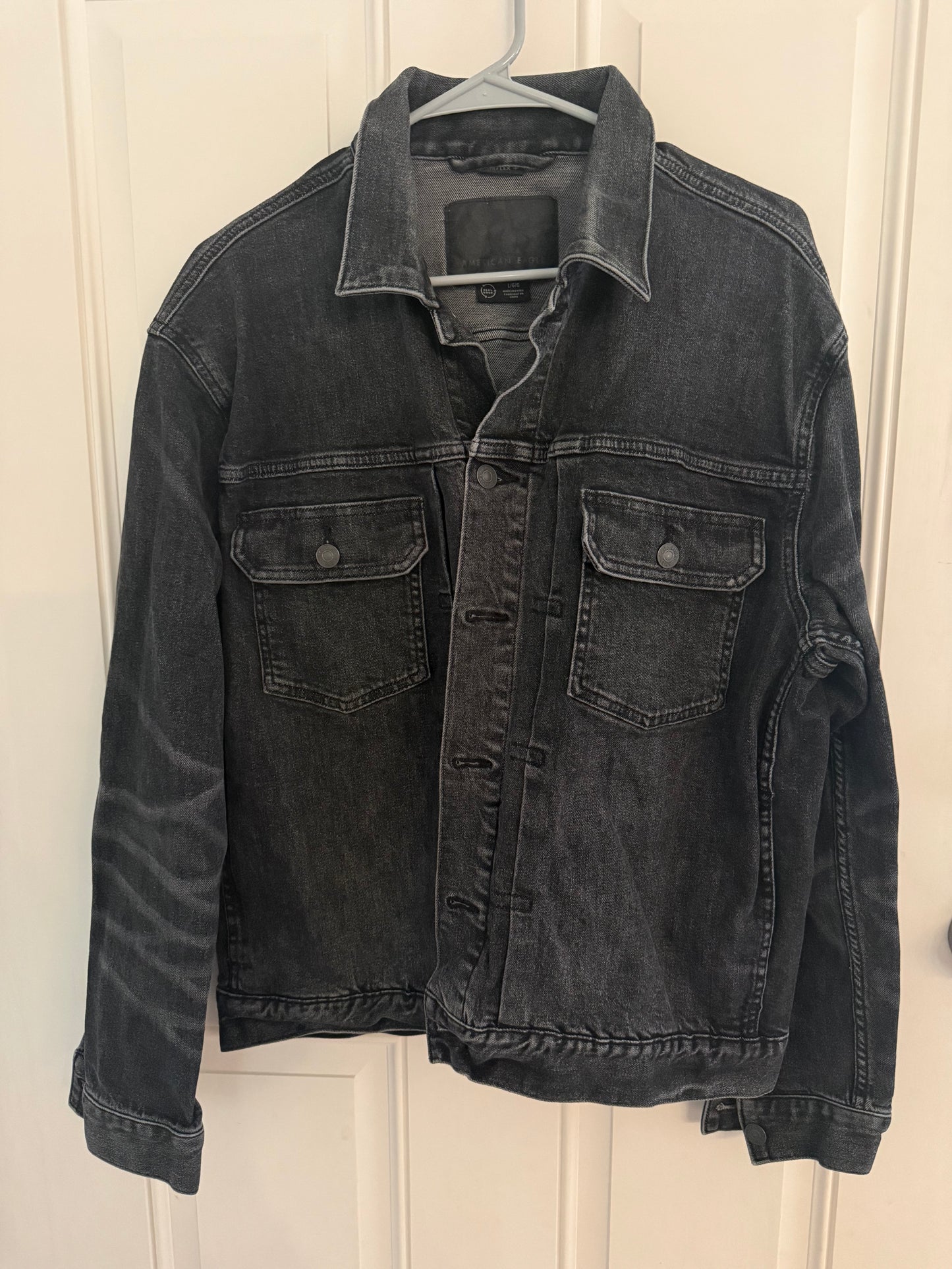 American Eagle large