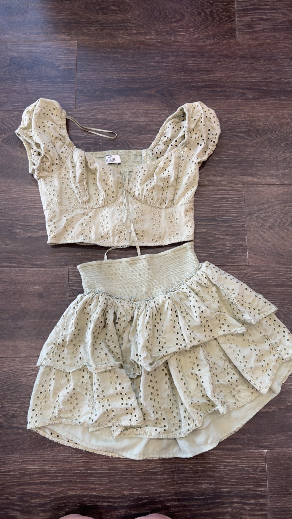 Hollister top.. small bottoms.. medium