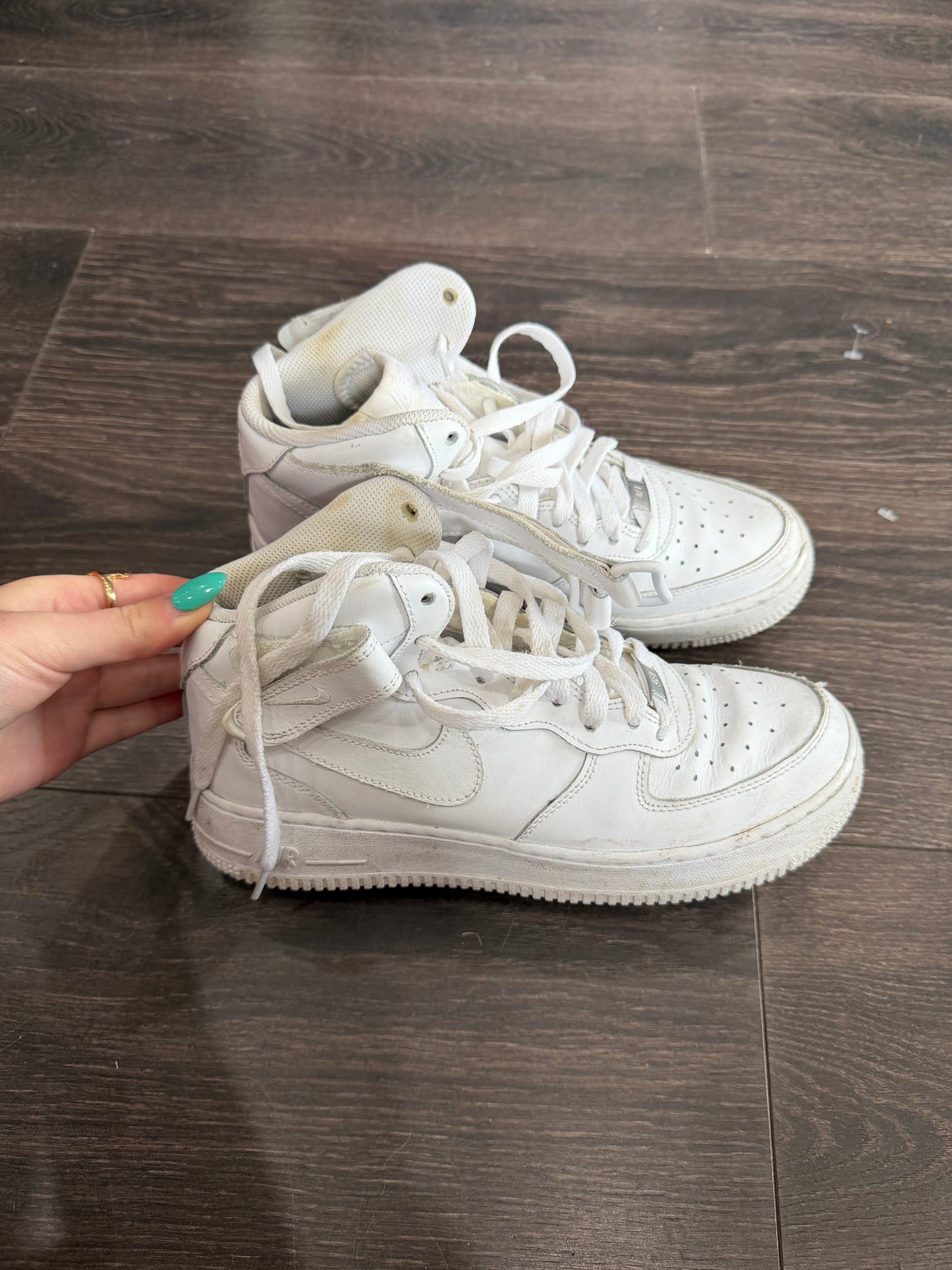 Nike Size 7Y