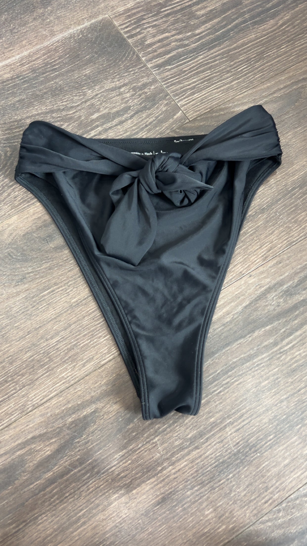 Abercrombie & Fitch size small