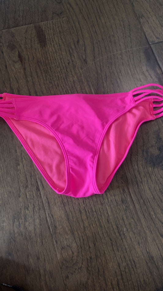 Hollister medium