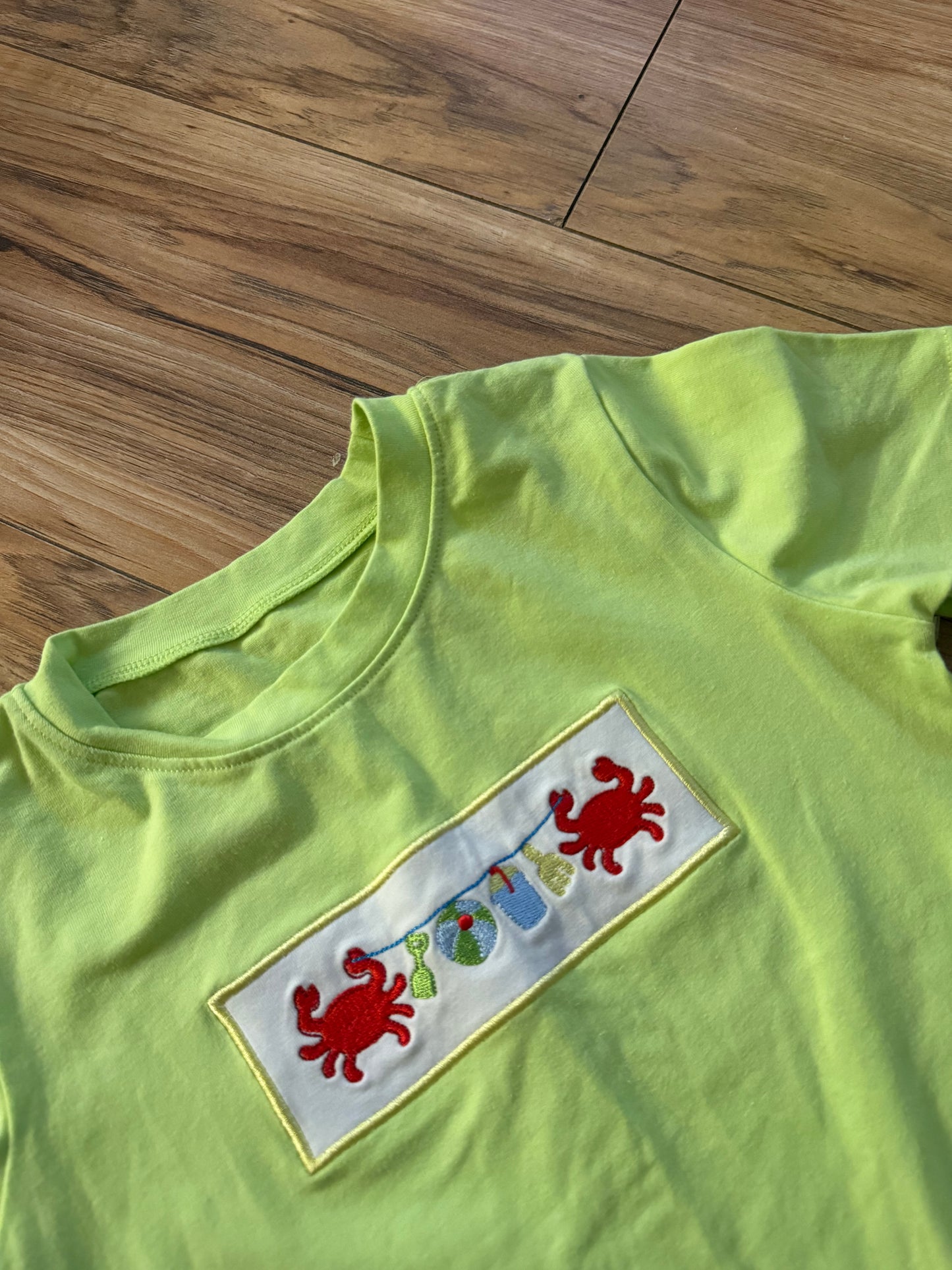 6-7T..small spots by neck