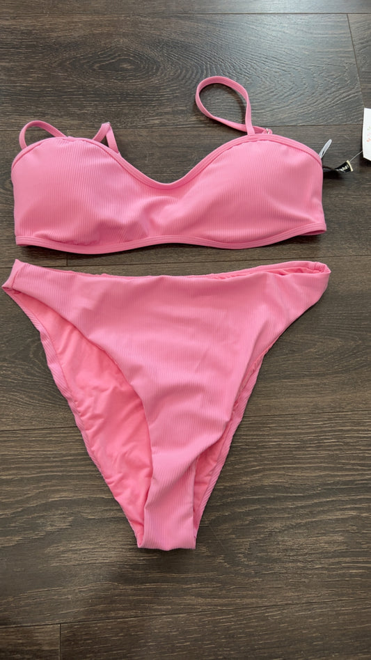 NWT for $120 Dippin Daisys XL