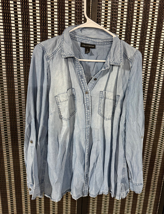 A pea in the pod large