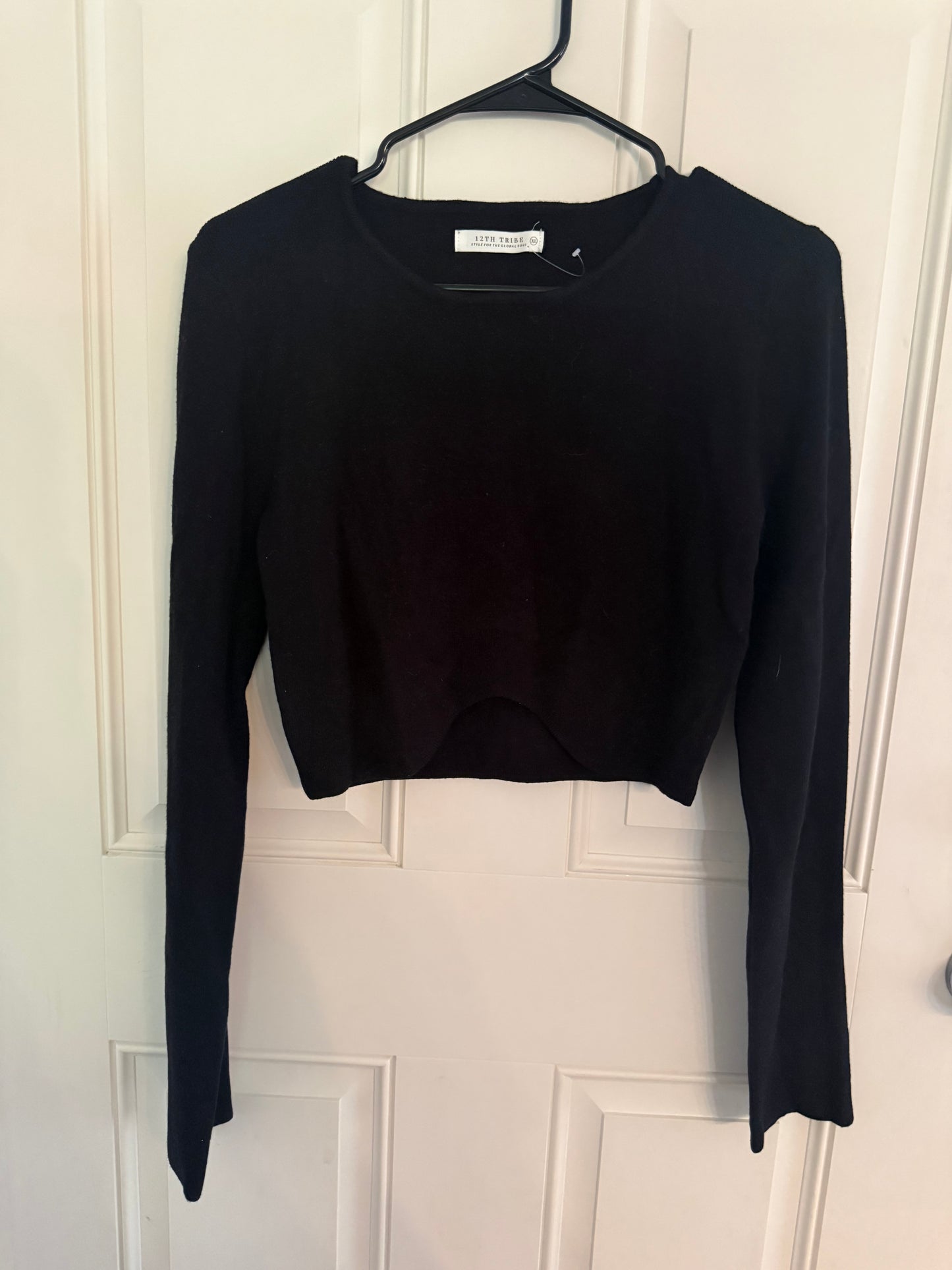 NWOT 12th Tribe XL