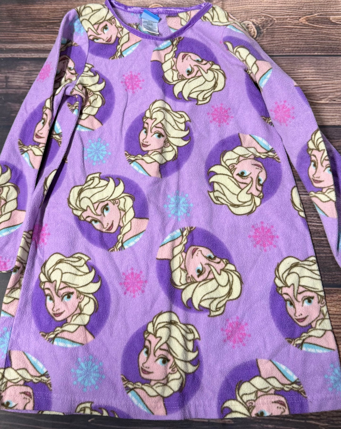 Size small