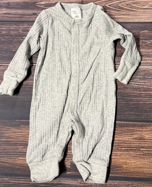 Modern Moments newborn