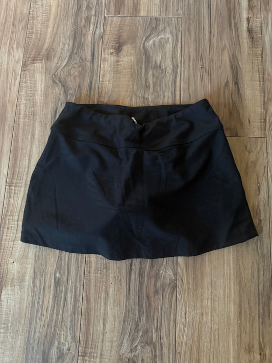 Bolle small..shorts under