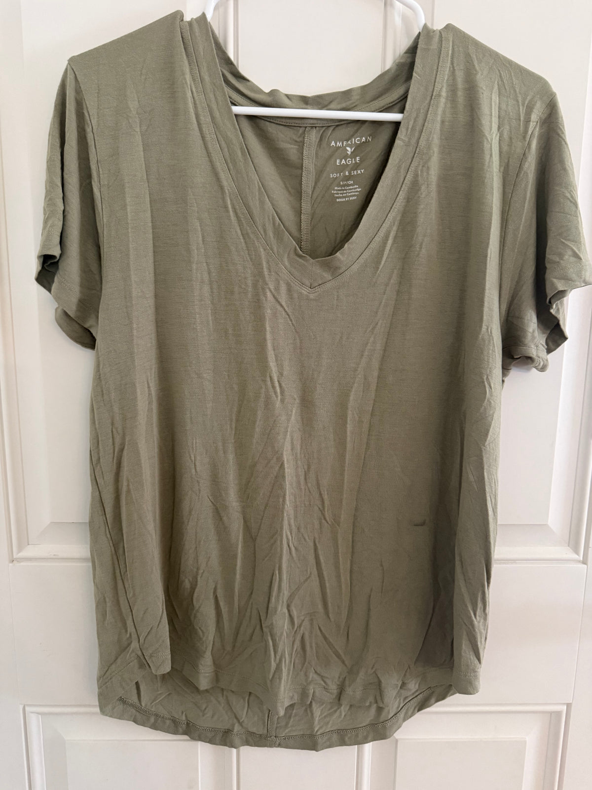 American Eagle small..super soft..small spot