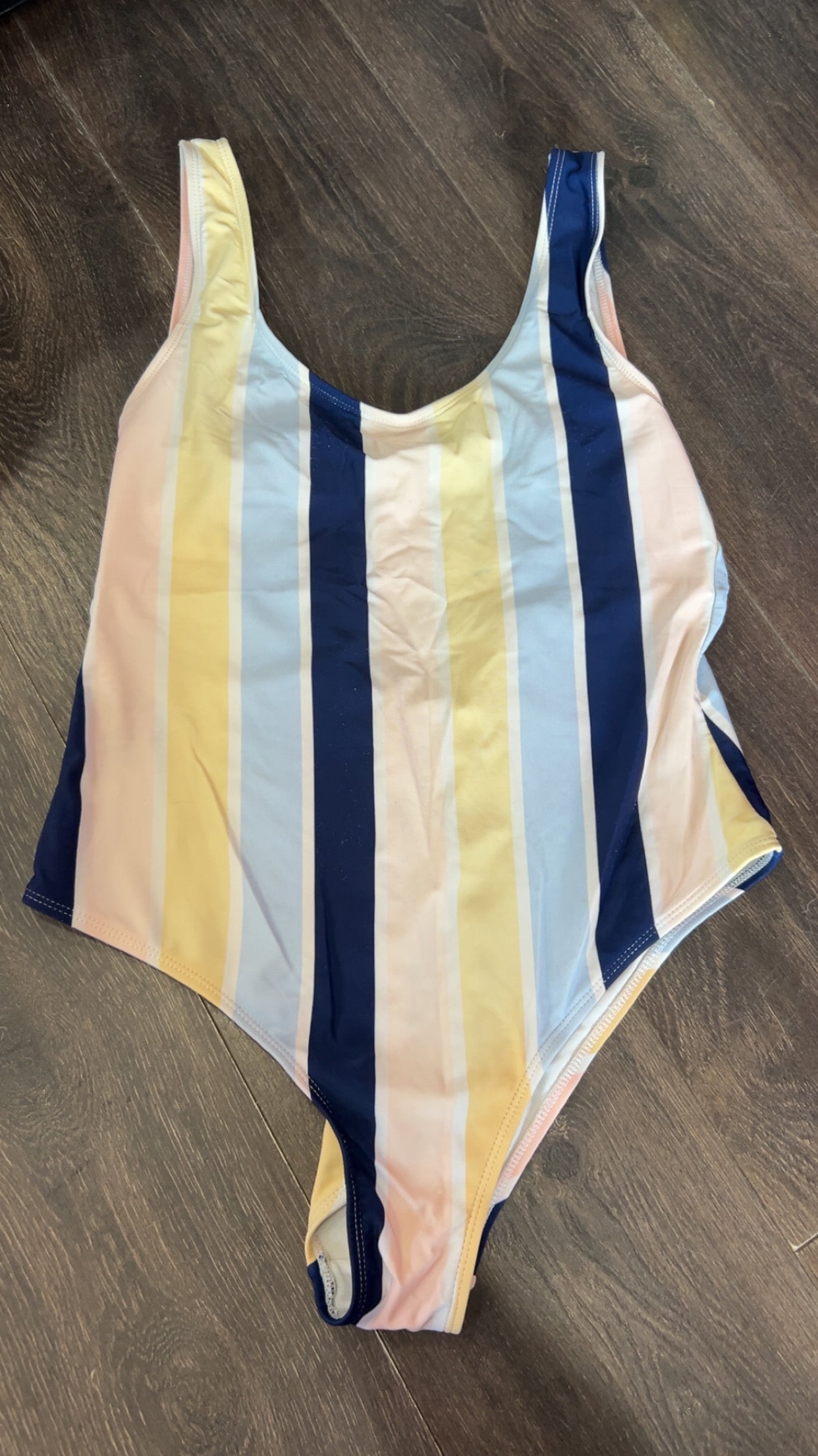 Size large.. faint stain