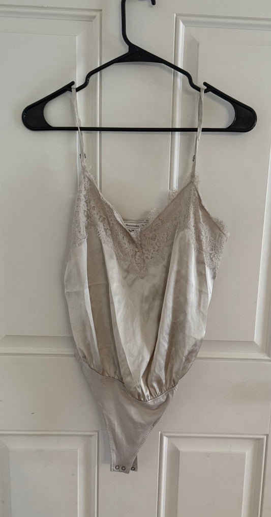 Abercrombie & Fitch small