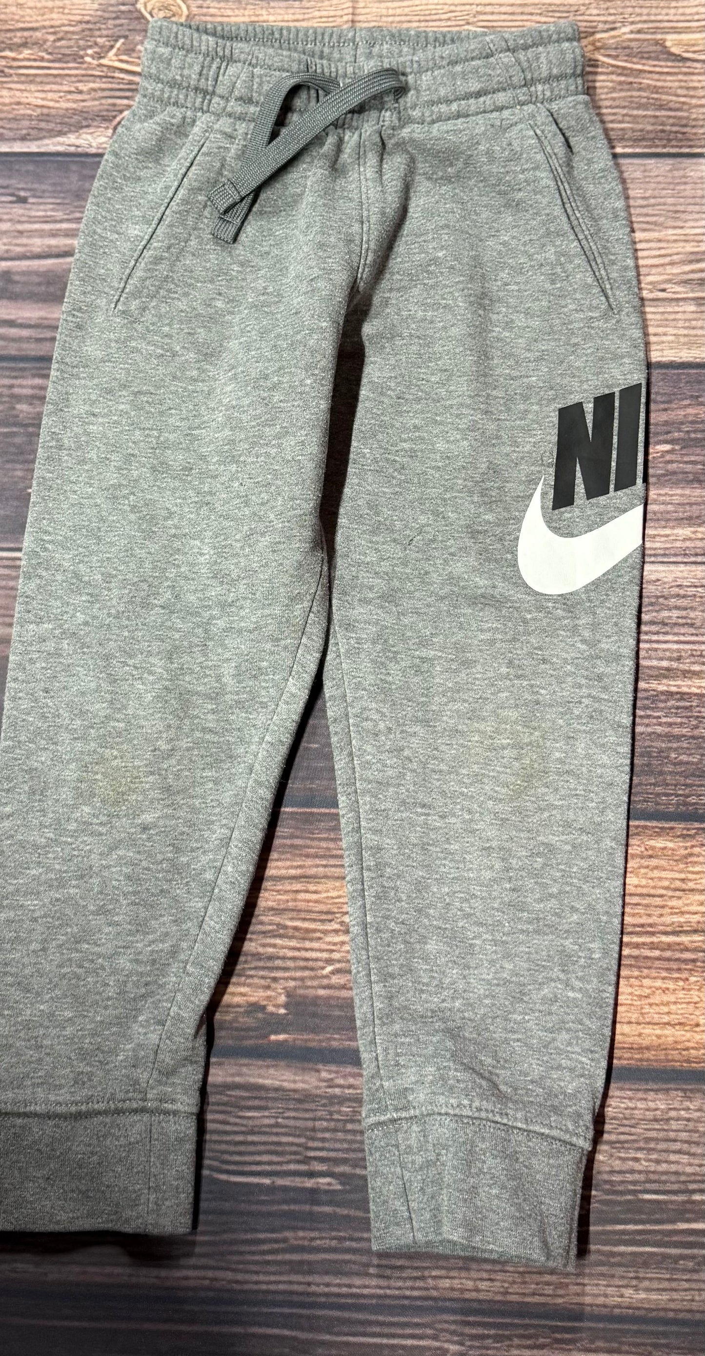 Nike 5..staining on knees