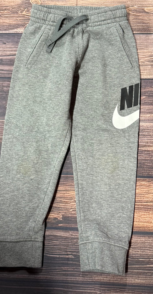 Nike 5..staining on knees