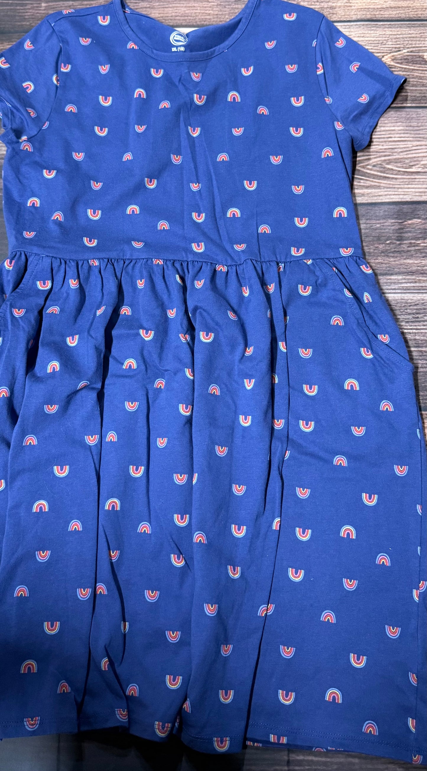 Wondernation 18..has pockets