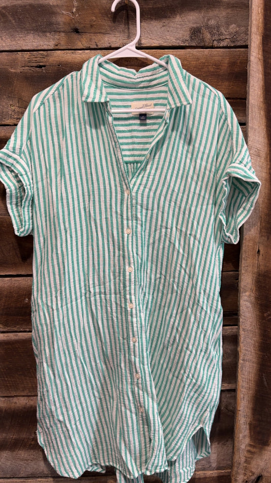 Universal Threads size M