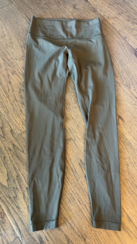 Lululemon wunder under high rise tight 28” size 8.. retails $98