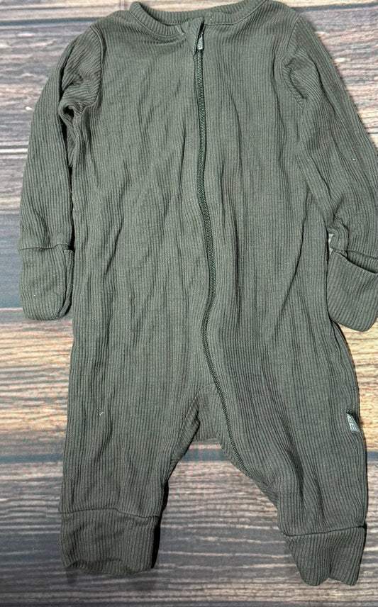 Modern moments 0-3m..bamboo feel