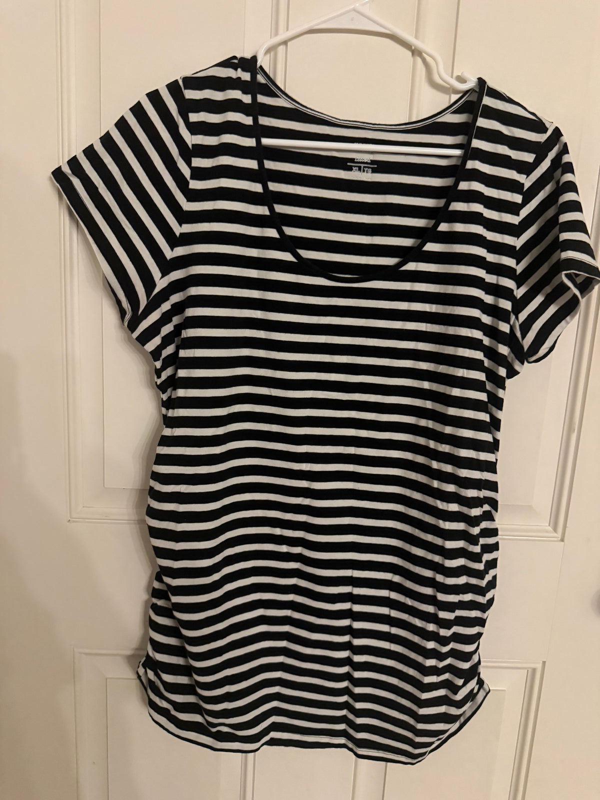 Old Navy XL maternity