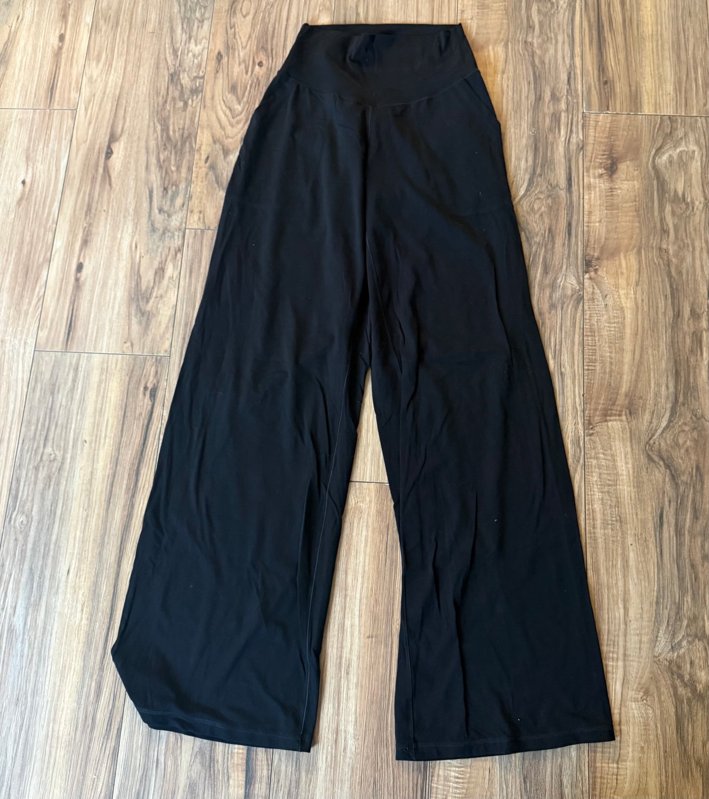Aerie small