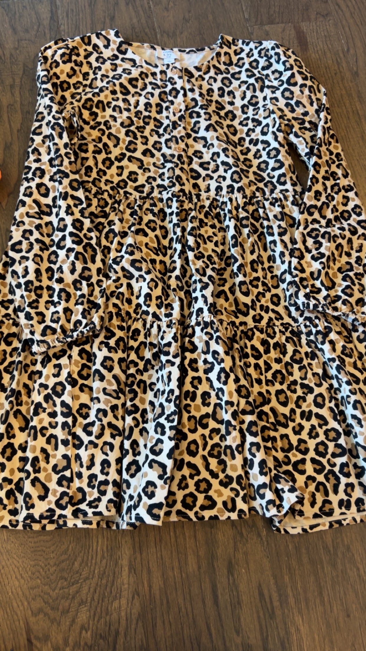 Crown & Ivy youth large