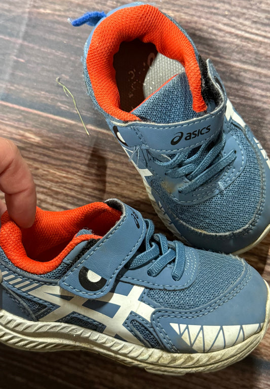 Asics 5